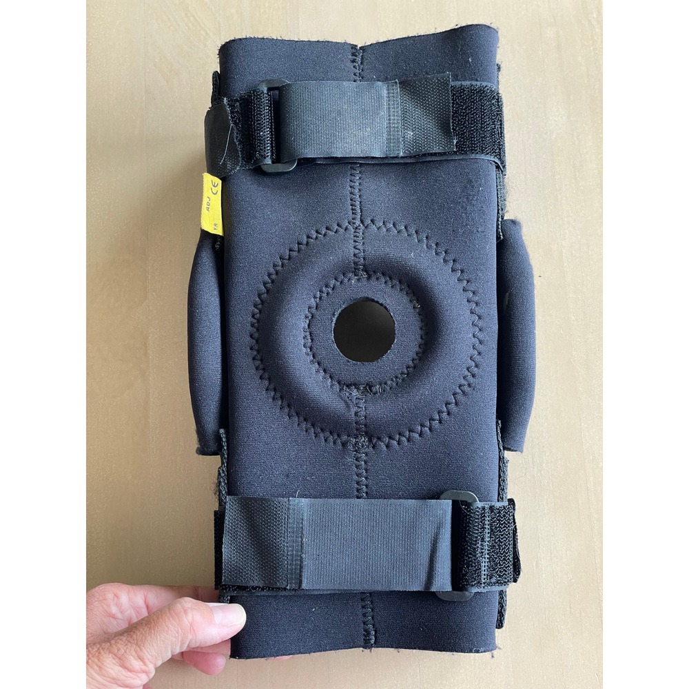 FUTURO Hinged Knee Brace, Adjustable Fits 16" - 22" - Picture 6 of 6